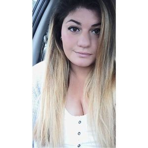 Meet your Posher, Carissa